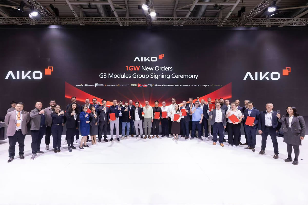 aiko-abc-intersolar-europe-2025-05 PP电子官方网站携“黑科技”新品亮相Intersolar展
